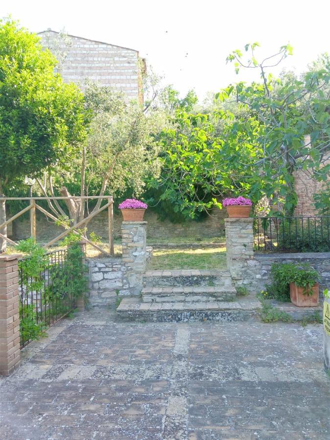Residenza Messer Pajola Assisi Esterno foto
