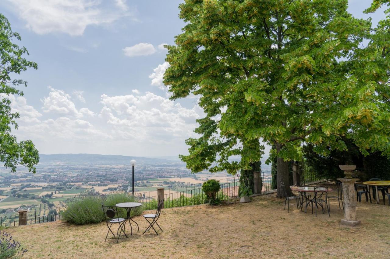Residenza Messer Pajola Assisi Esterno foto